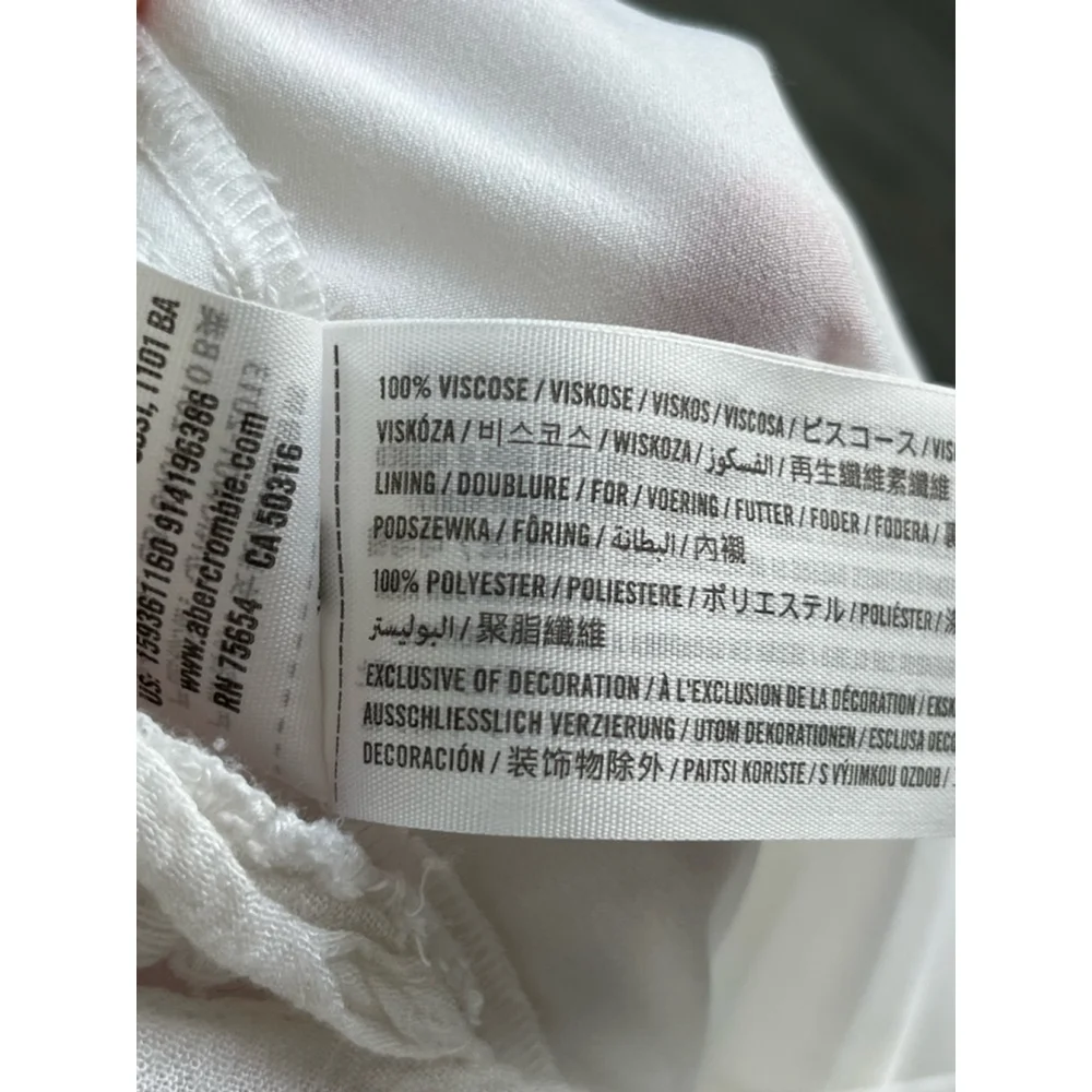 Women's Abercrombie & Fitch Romper XS White - Picture 3 of 3